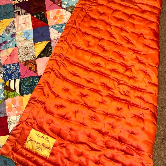 Vintage Patchwork Quilt. 1969 handmade, 56”x65”. Good condition - Picture 11 of 15